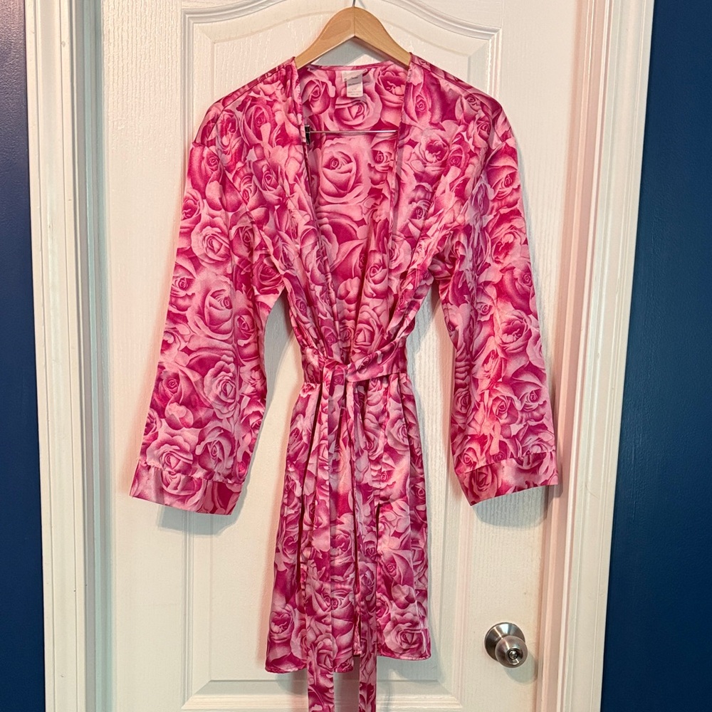 Floral Bliss Women's Pink Robe